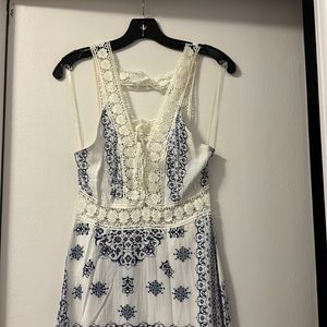 Crocheted cut out white and blue maxi dress, only worn two times, sz small